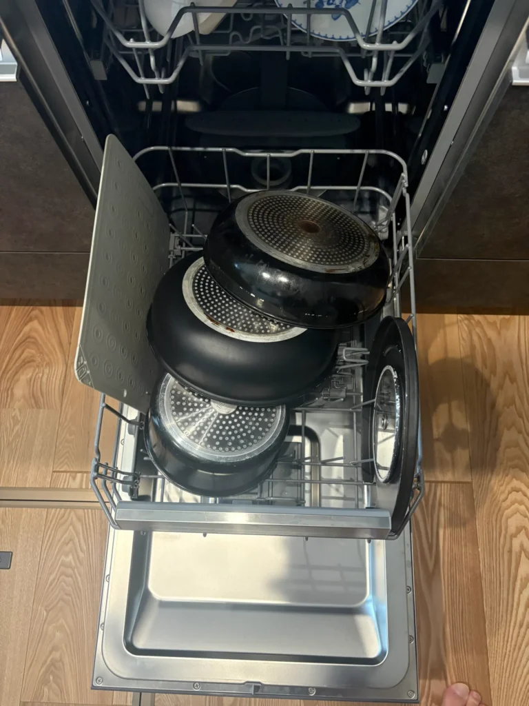 フロントオープン食洗機